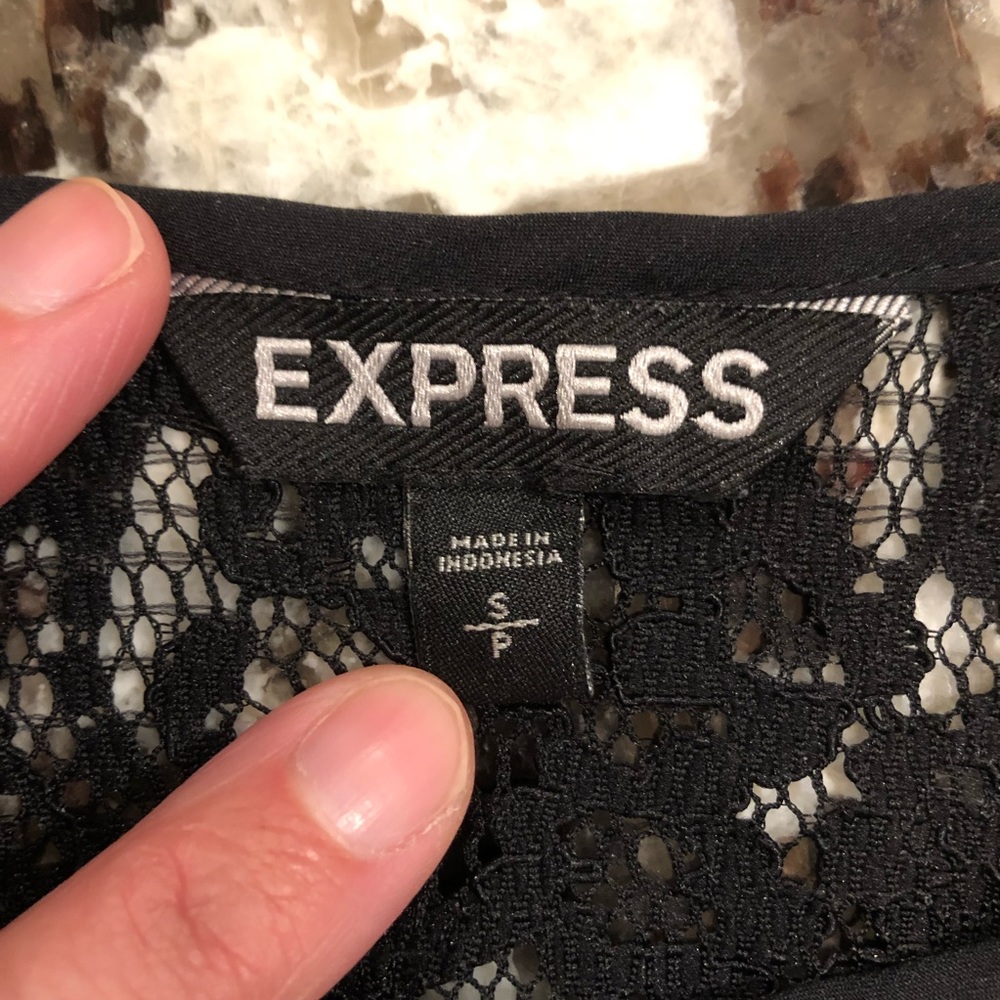Express Crop Top - image 4